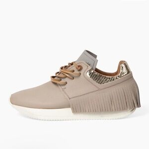 Esseutesse Leather Fringe Sneaker - Sand